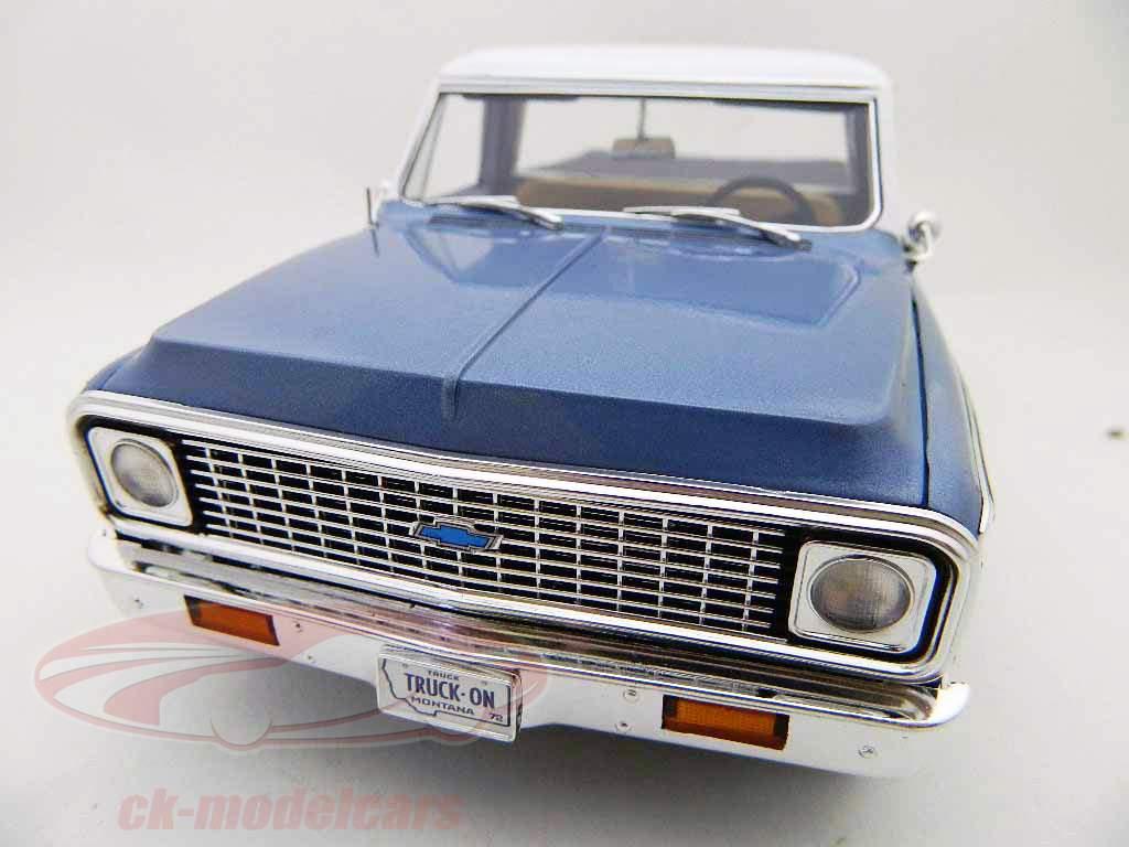 Chevrolet Fleetside Pickup C10 lightblue 1:18 Ertl