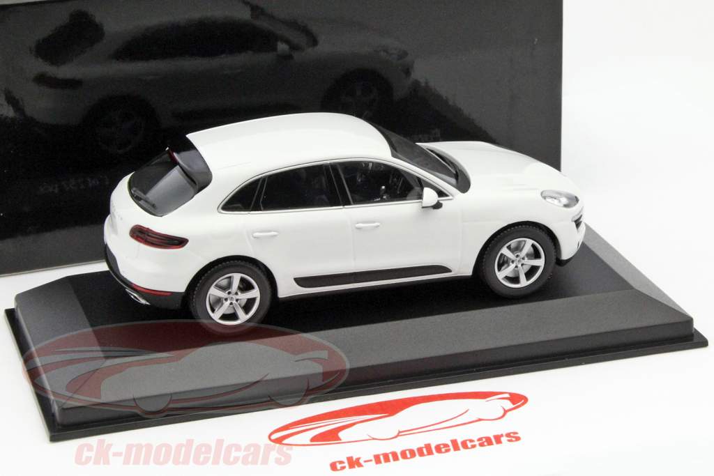 Porsche Macan année 2013 blanc 1:43 Minichamps