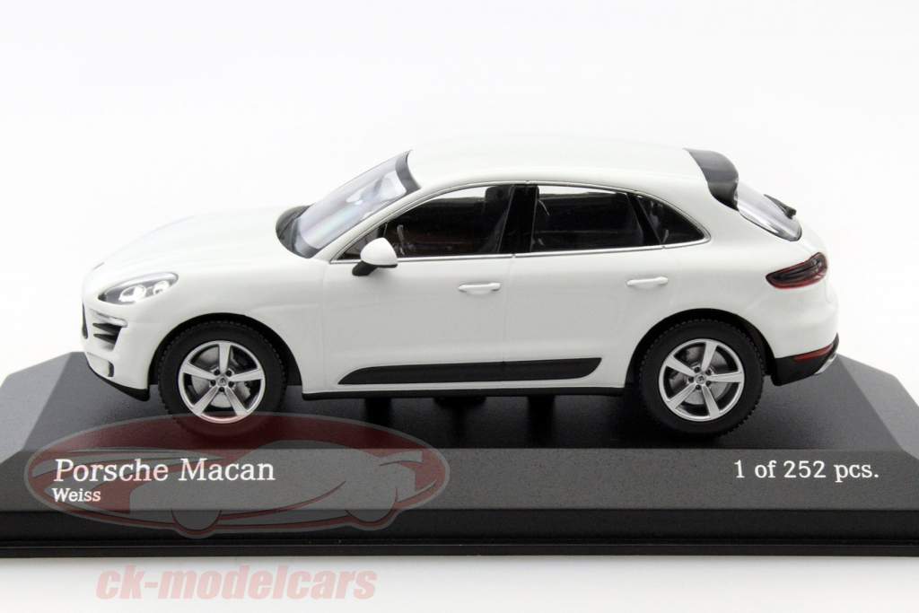 Porsche Macan ano 2013 branco 1:43 Minichamps