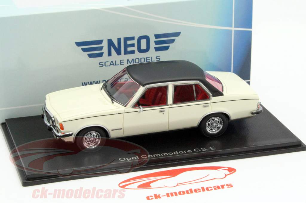 Opel Commodore B GS/E ホワイト / ブラック 1:43 Neo