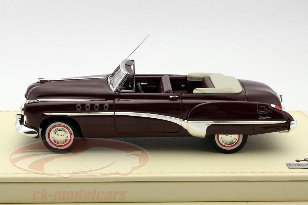 Buick Roadmaster Convertible år 1949 lilla 1:43 TrueScale