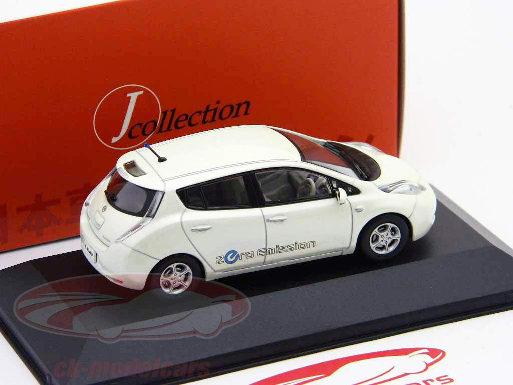 Nissan Leaf Ano 2010 branco / branco 1:43 JCollection