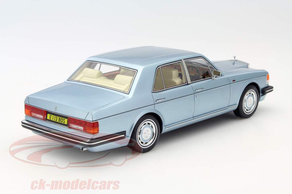 Rolls Royce Silver Spirit RHD 年 1987 ライトブルー 1:18 BoS-Models
