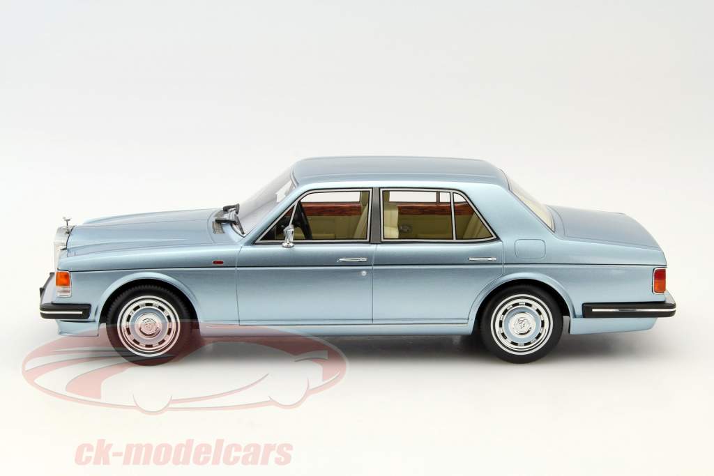 Rolls Royce Silver Spirit RHD Year 1987 light Blue 1:18 BoS-Models