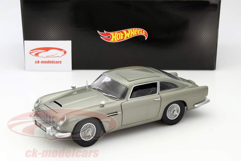 ASTON MARTIN DB5 007 1/18＋1:64 s-l1200.jpg