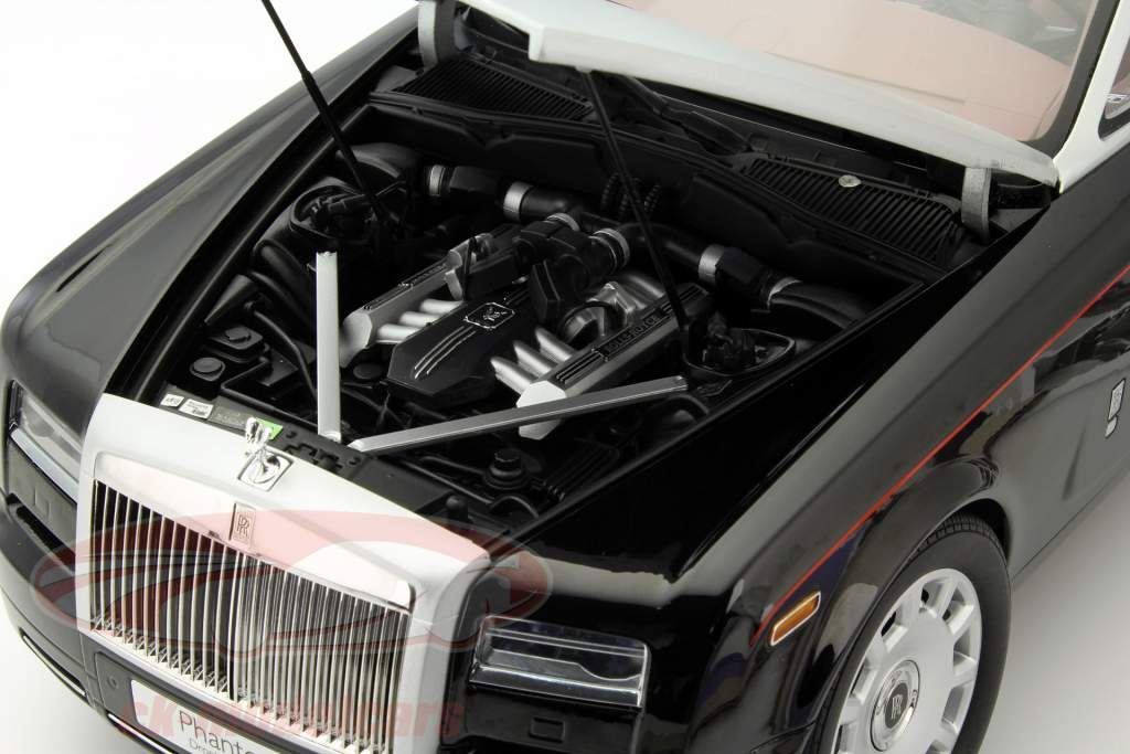Rolls Royce Phantom Drophead Coupe année 2012 noir / argent / rouge 1:12 Kyosho
