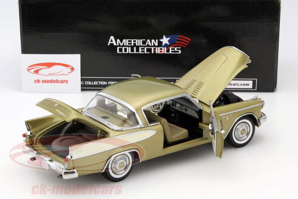 Studebaker Golden Hawk année 1957 or 1:18 SunStar