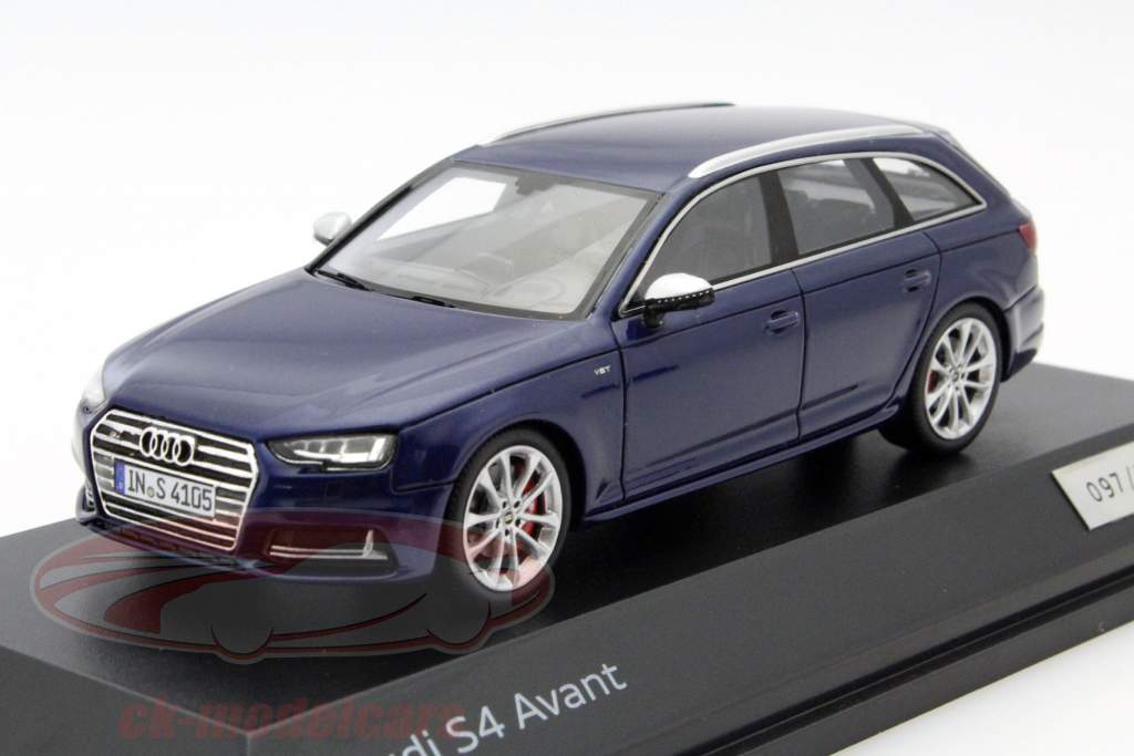 Audi S4 Avant ナバラ ブルー 1:43 Spark