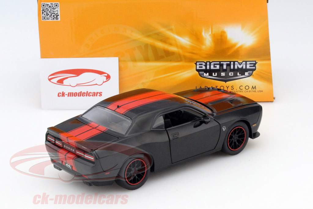 Dodge Challenger SRT Hellcat год 2015 черный / красный 1:24 Jada Toys