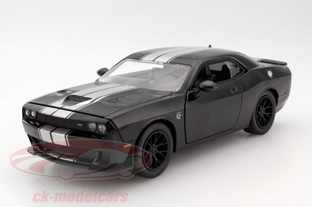 Dodge Challenger SRT Hellcat год 2015 черный / серебряный 1:24 Jada Toys