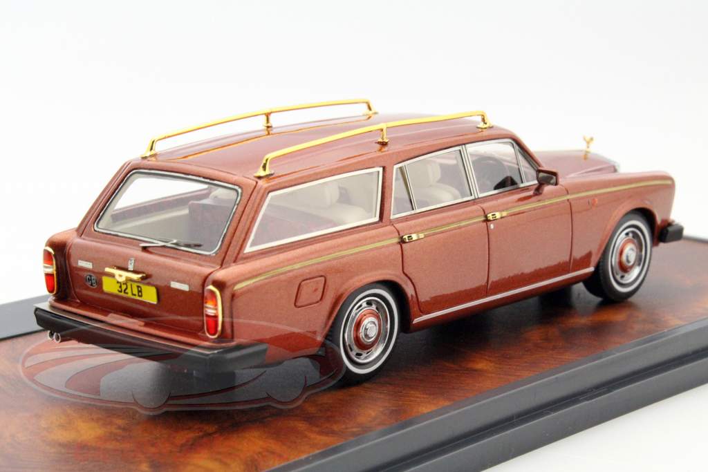 Rolls Royce Silver Shadow Panelcraft Estate år 1980 tan metallic 1:43 Matrix