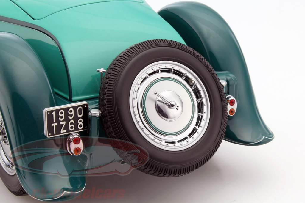 Bugatti Roadster Esders anno 1932 turchese 1:18 Bauer
