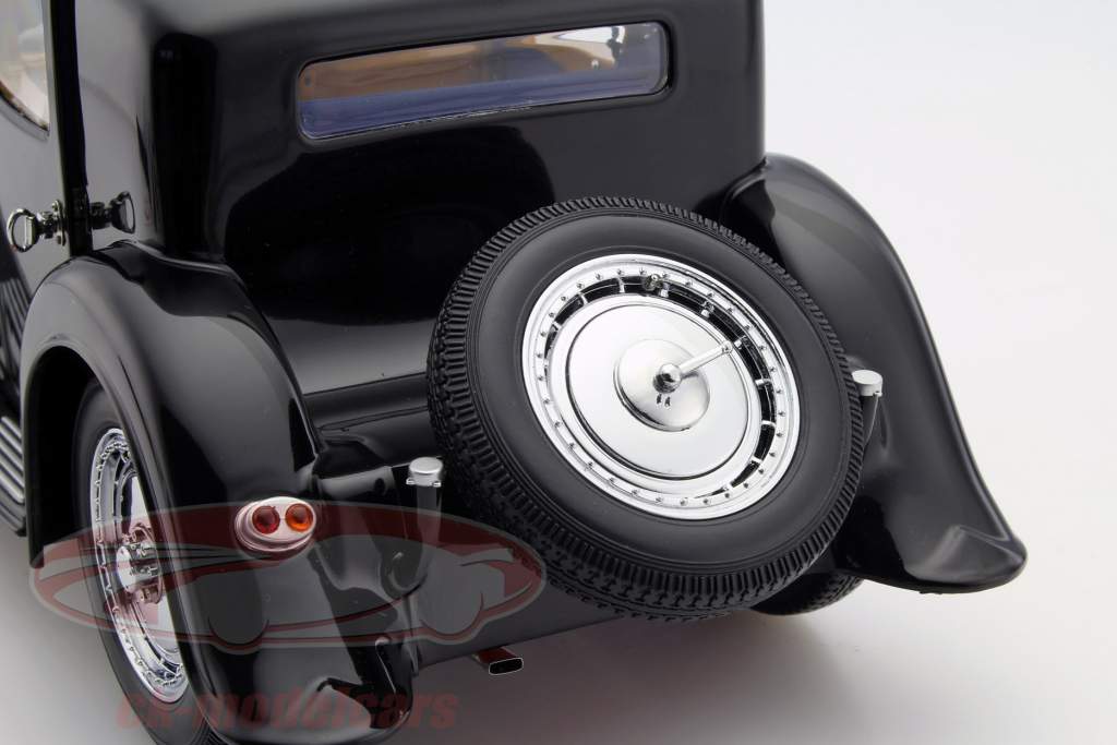 Bugatti Royale Coupe de Ville год 1930 синий / черный 1:18 Bauer