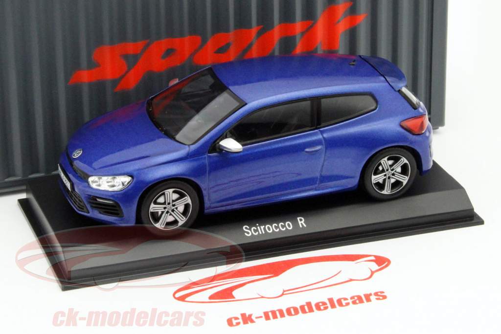 Volkswagen VW Scirocco R jaar 2014 blauw 1:43 Spark
