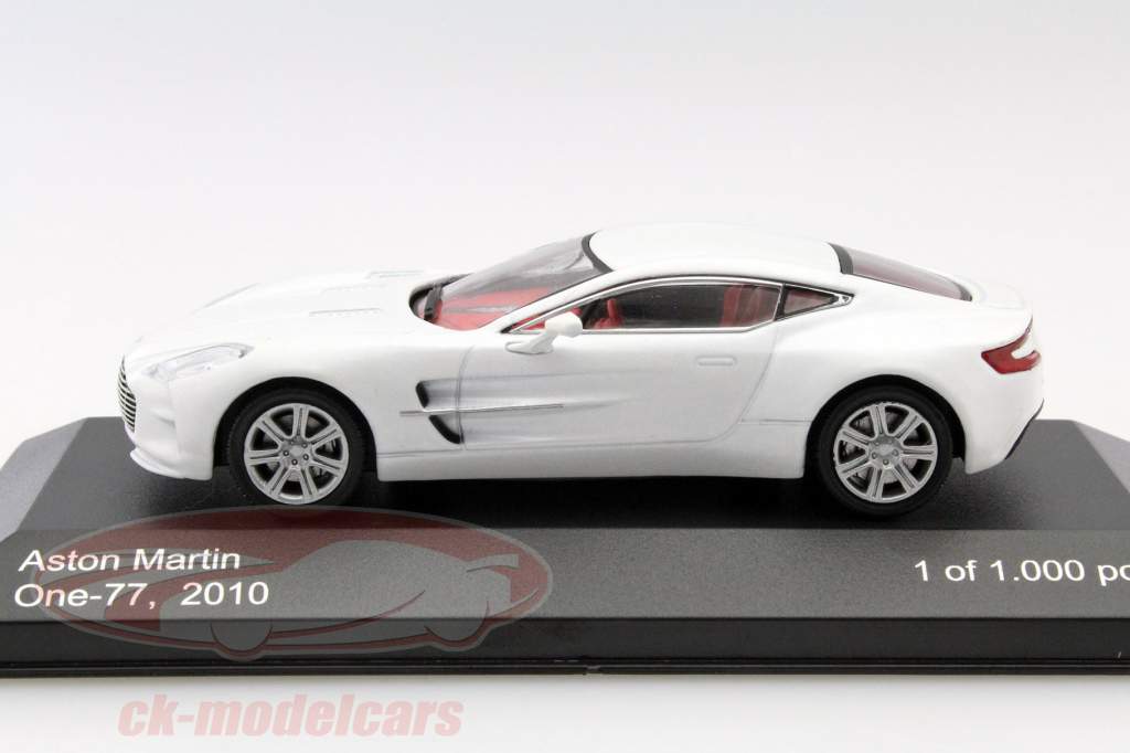 Aston Martin One-77 année 2010 blanc 1:43 WhiteBox