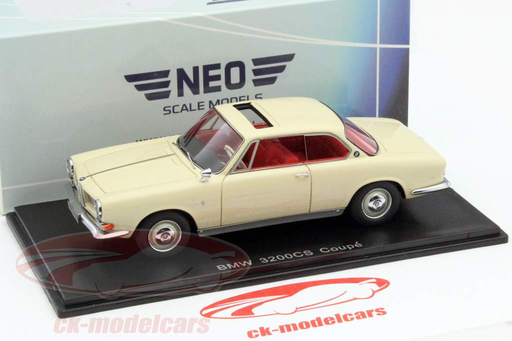 BMW 3200 CS Coupe 米色 1:43 Neo