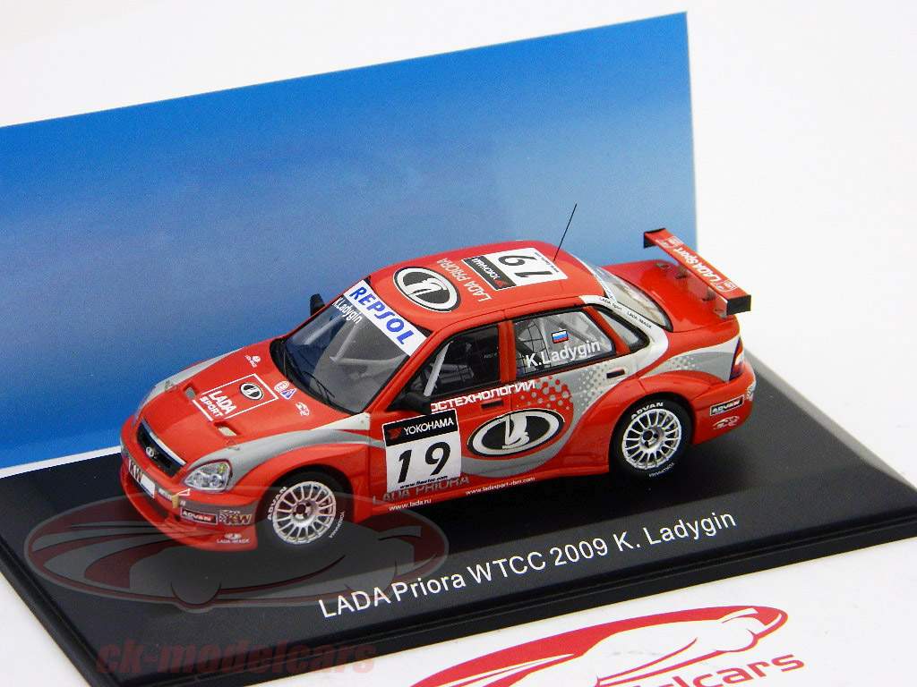 К. Ладыгин № 19 Лада Приора WTCC 2009 г. 1:43 Свеча DIP