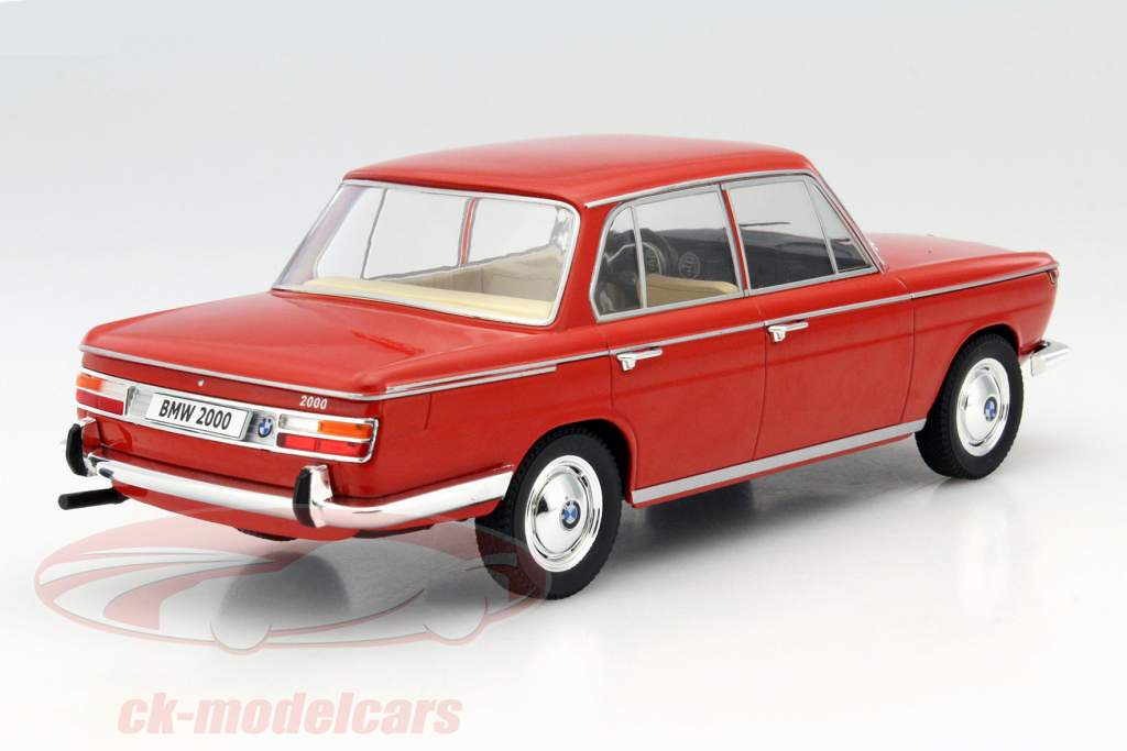 BMW 2000 TI Typ 120 红色的 1:18 ModelCar Group