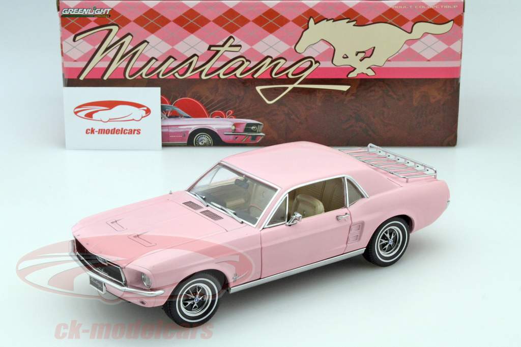 Ford Mustang année 1967 rose 1:18 Greenlight