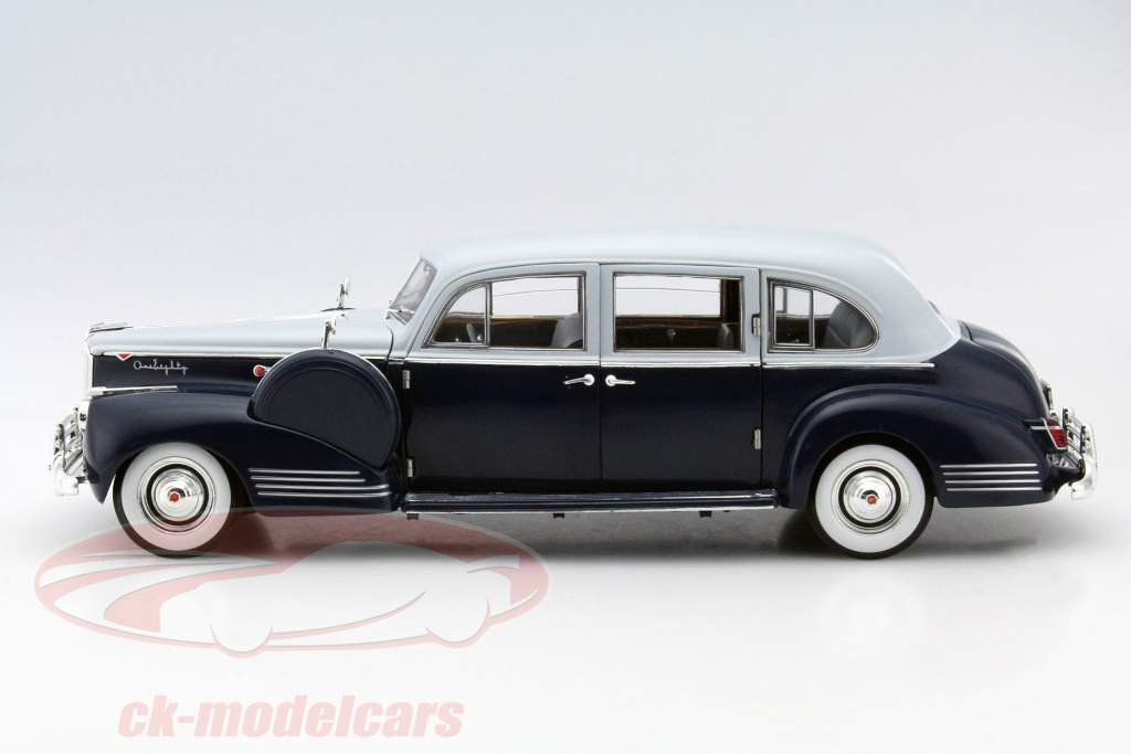 Packard Super Eight One-Eighty 年 1941 深蓝色 / 灰色 1:18 Greenlight