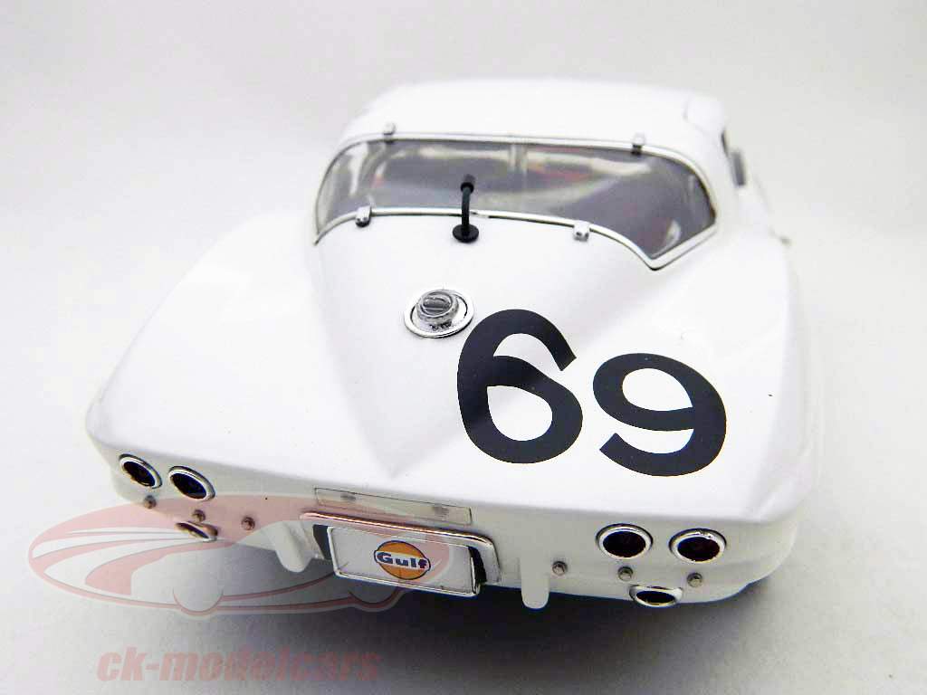 Exoto 1:18 シボレーコルベットスティングレイ＃69セブリング12