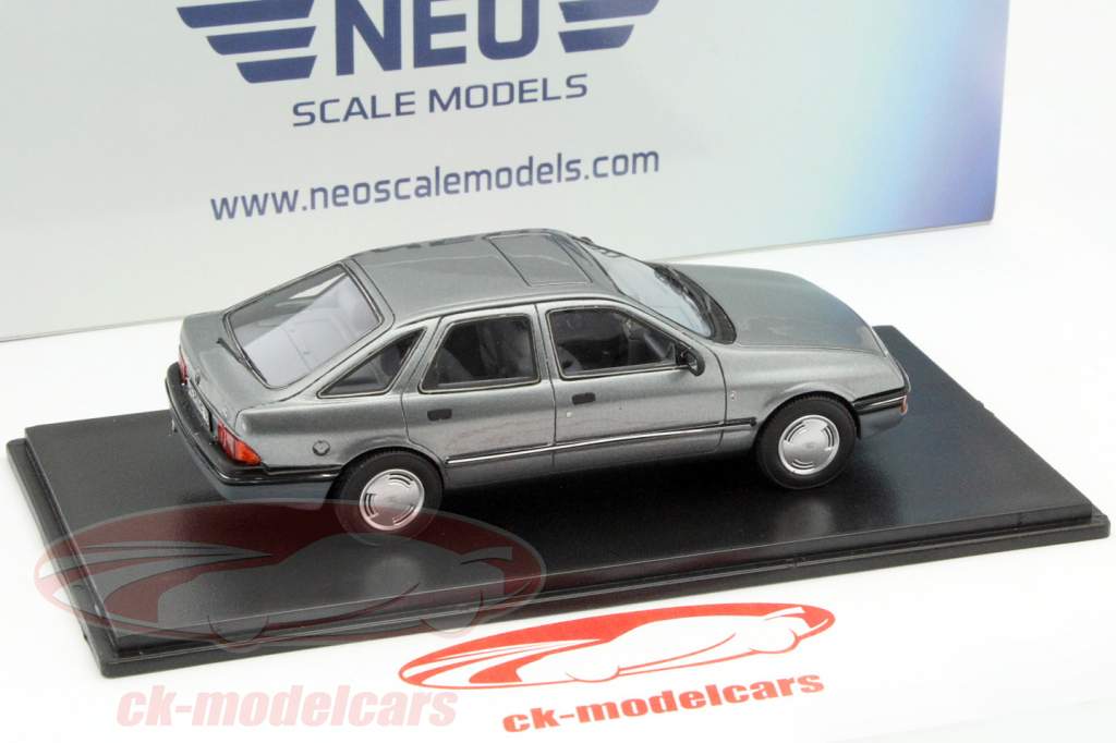 Ford Sierra Ghia grå metallic 1:43 Neo