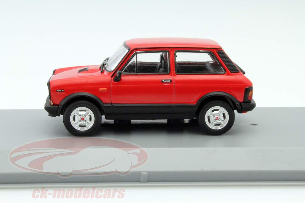 Autobianchi A112 Abarth jaar 1979 rood 1:43 WhiteBox