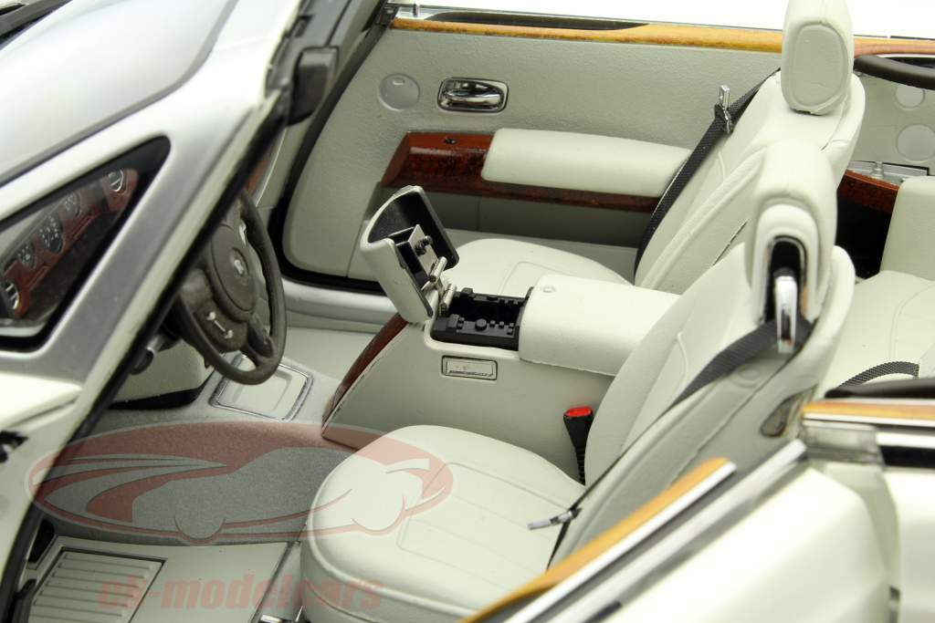 Rolls Royce Phantom Drophead Coupe Series II anno 2012 bianco 1:12 Kyosho