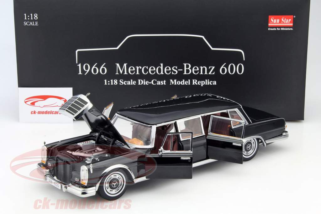 Mercedes-Benz 600 Pullman anno 1966 nero 1:18 SunStar