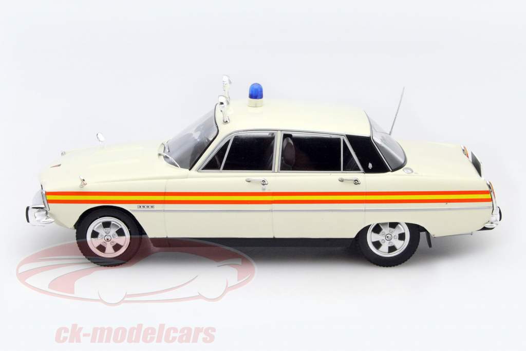 Rover 3500 V8 Великобритания полиция белый 1:18 ModelCar Group