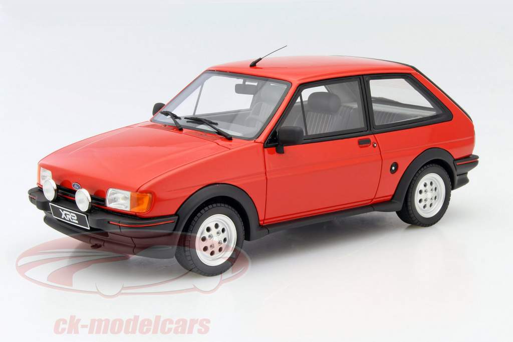 Ford Fiesta XR2i rosso 1:18 OttOmobile
