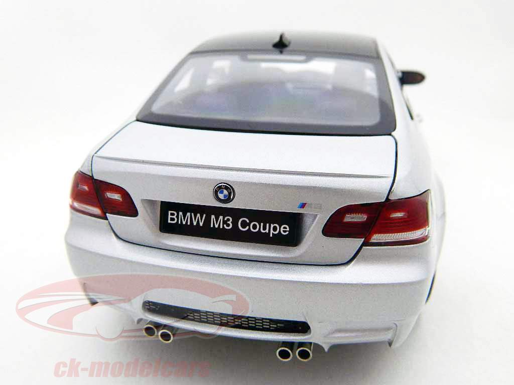 BMW M3 Coupé Argent / Silverstone II 1:18 Kyosho