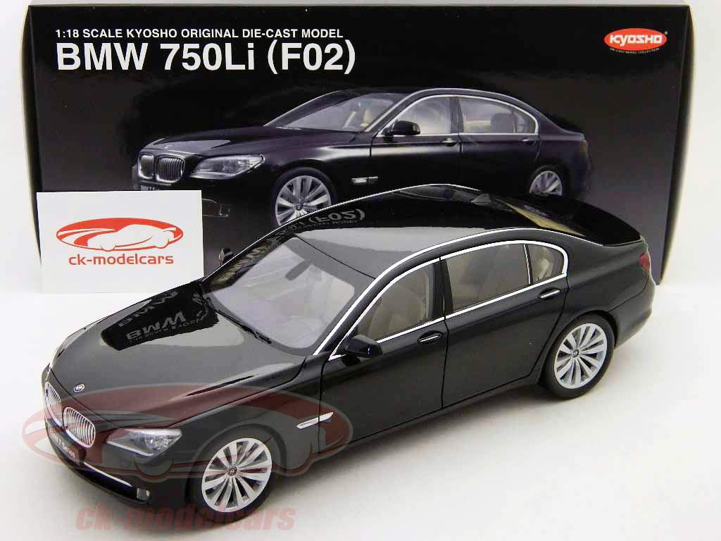Kyosho 1:18 BMW 750Li (F02) saphireblack 08781BK model car