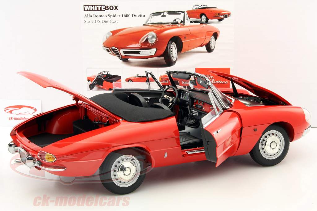 Alfa Romeo 1600 Duetto Spider rød 1:8 WhiteBox