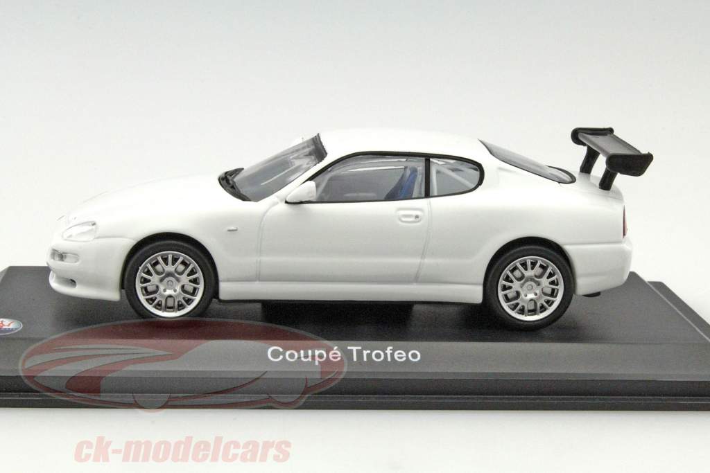 Maserati Coupe Trofeo 年 2003 白 1:43 Leo Models
