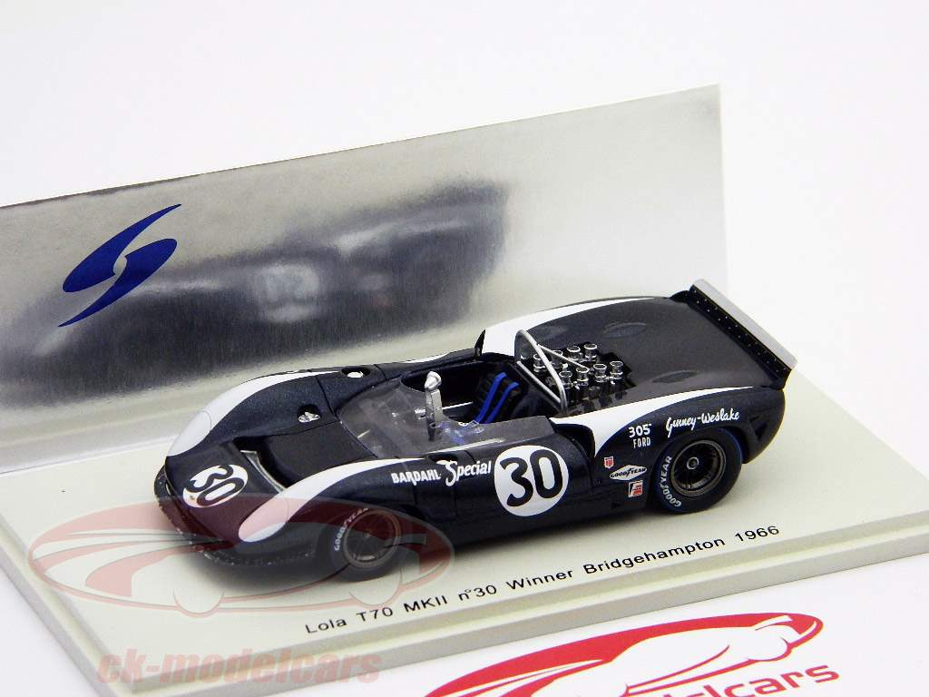 Spark 1:43 ローラ T70 MKII #30 ダン ガーニー 当選者 ブリッジ