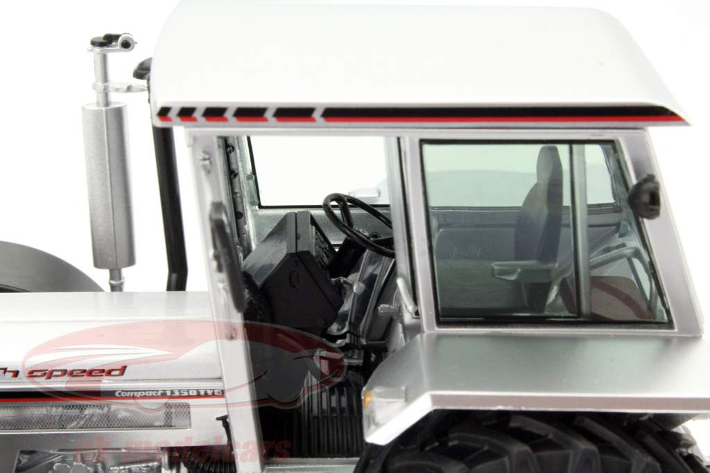 Schlüter Compact tractor zilver 1:32 Schuco