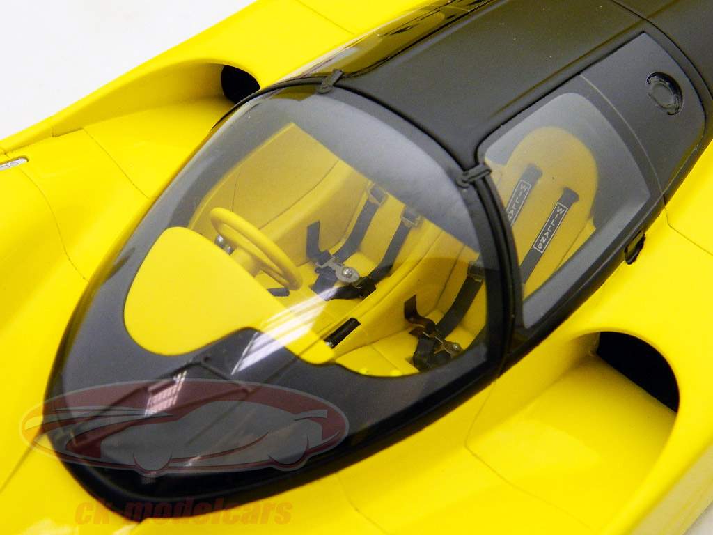 持续保时捷962路版黄/黄星火1:18