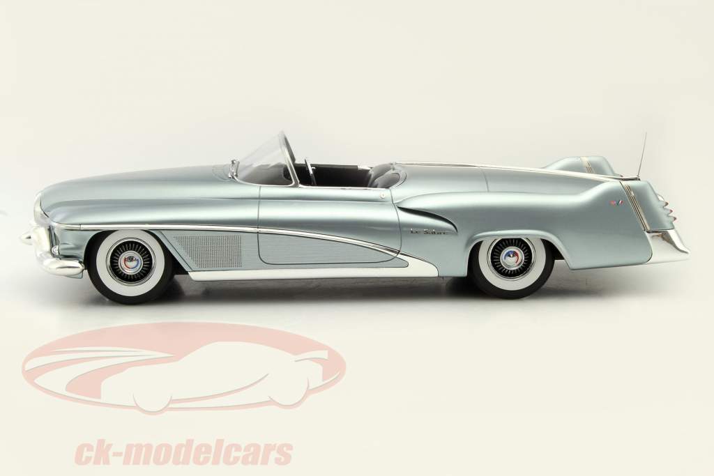 Buick Le Sabre Concept Car hellblau 1:18 BoS-Models