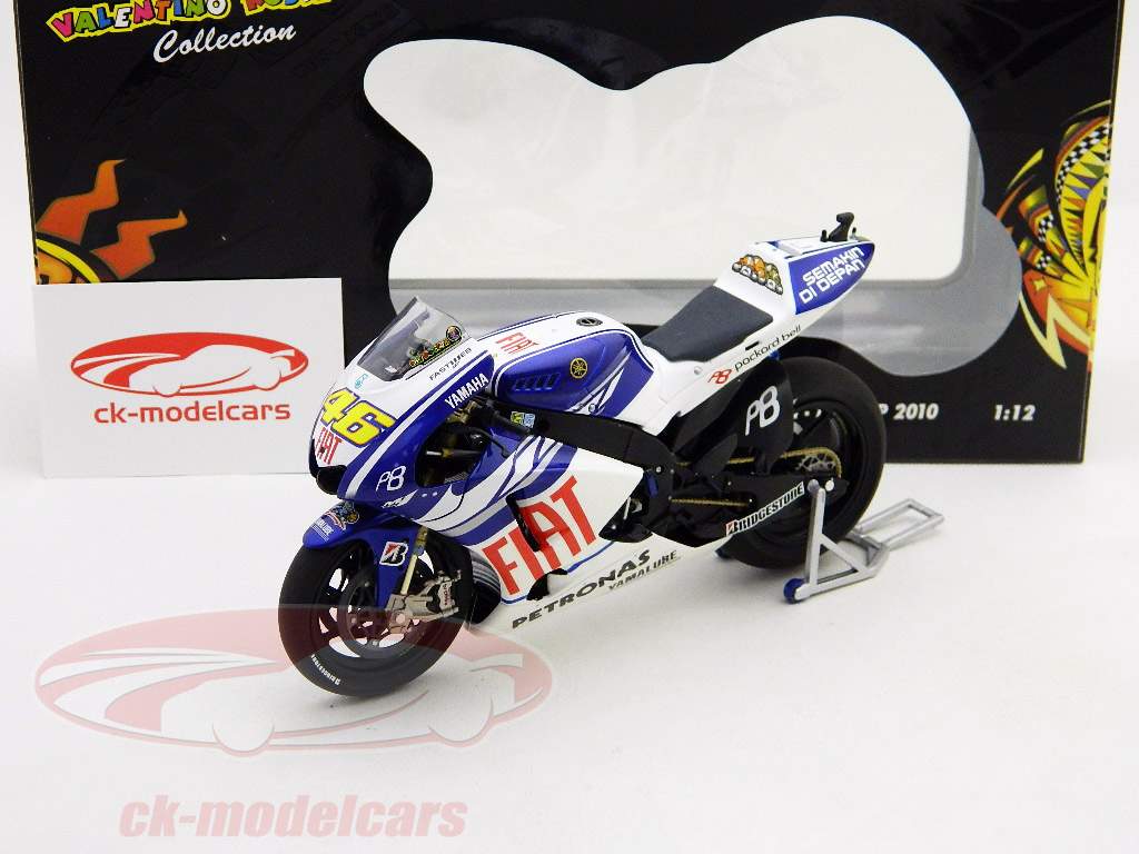 Minichamps 1:12 Valentino Rossi Yamaha YZR-M1 MotoGP 2010