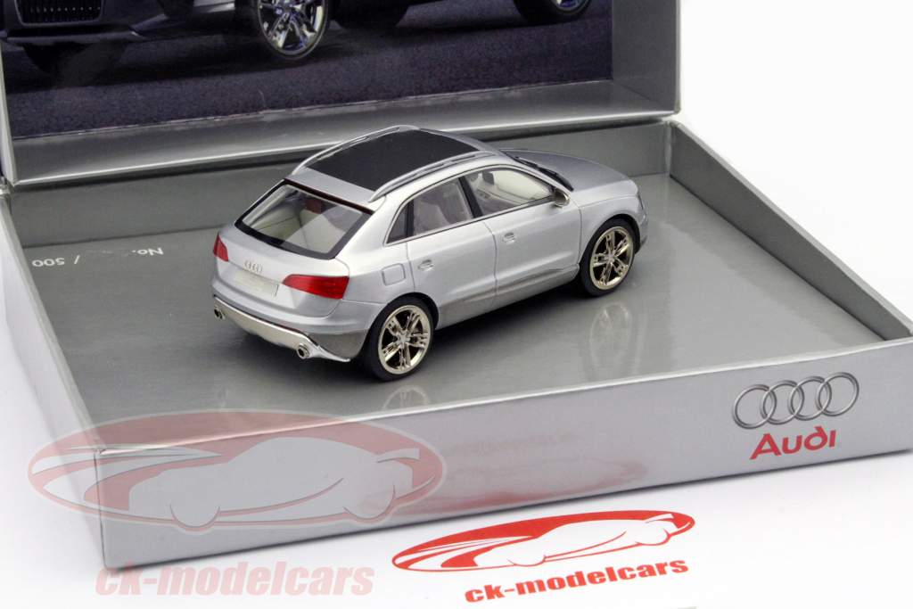 Audi Cross Coupe quattro studio argento 1:43 LookSmart