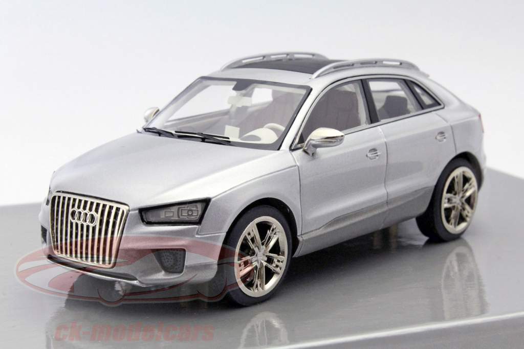 Audi Cross Coupe quattro studio argento 1:43 LookSmart