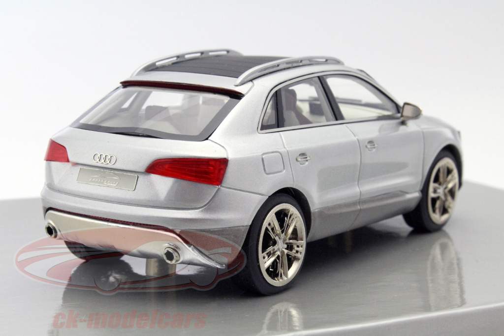 Audi Cross Coupe quattro study silver 1:43 LookSmart