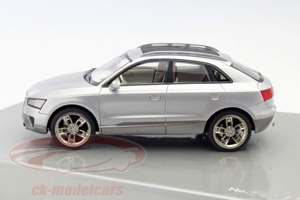 Audi Cross Coupe quattro studio argento 1:43 LookSmart