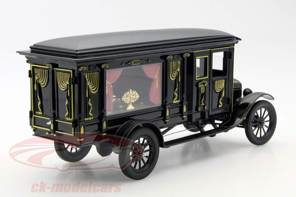 Ford Model T Hearse год 1921 черный 1:18 Greenlight