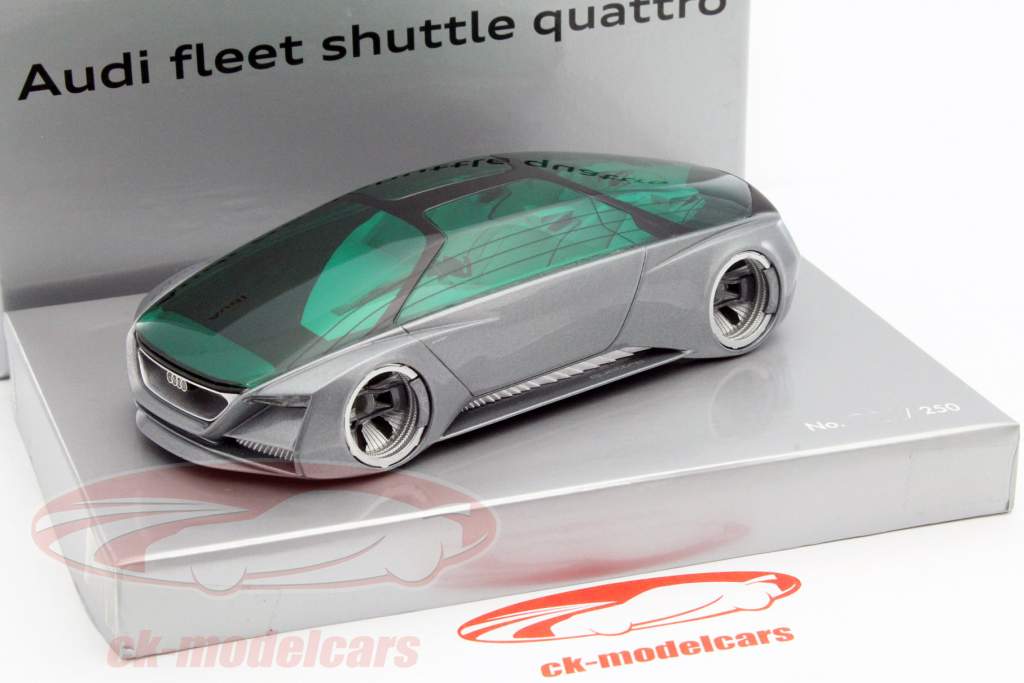 Audi Fleet Shuttle Quattro plata 1:43 LookSmart