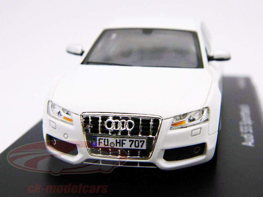 奥迪 S5 翼豹 白 1:43 旭格