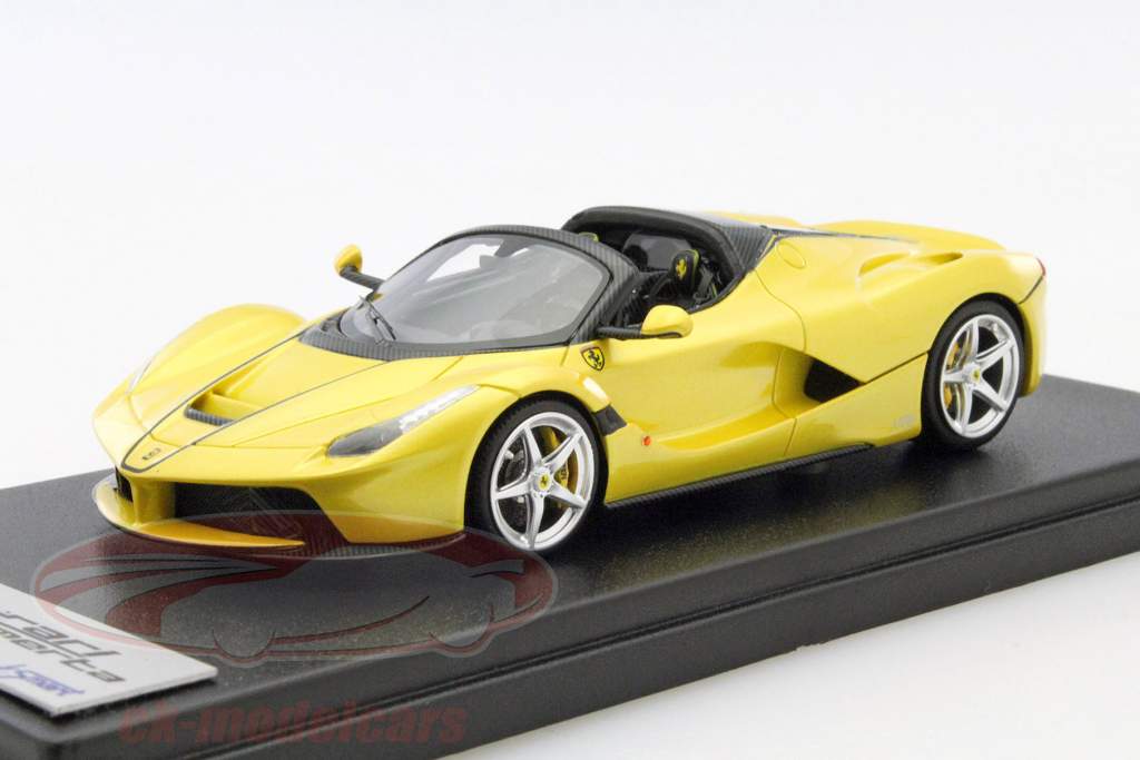 Ferrari LaFerrari Aperta gul metallic 1:43 LookSmart