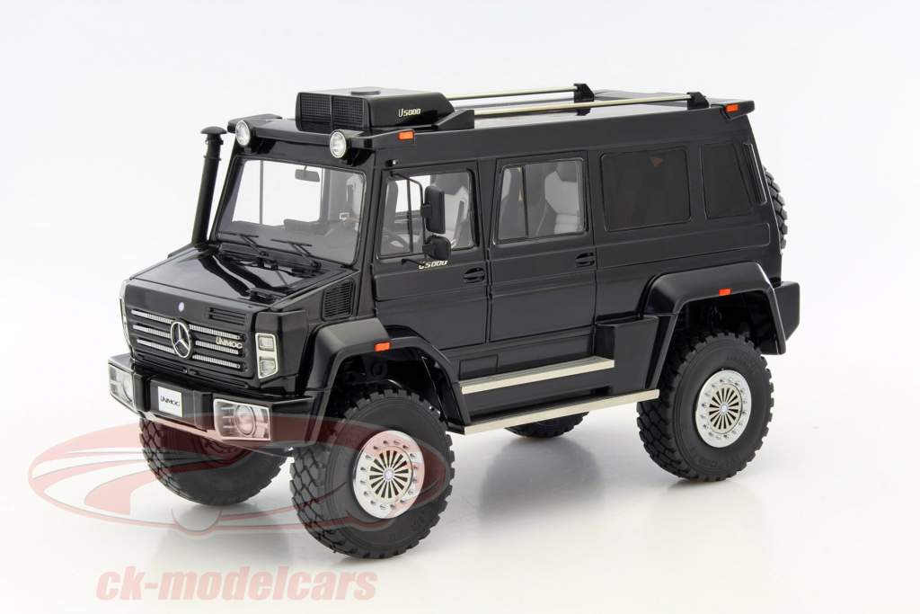 Mercedes-Benz 乌尼莫克 U5000 年 2012 黑 1:18 GLM