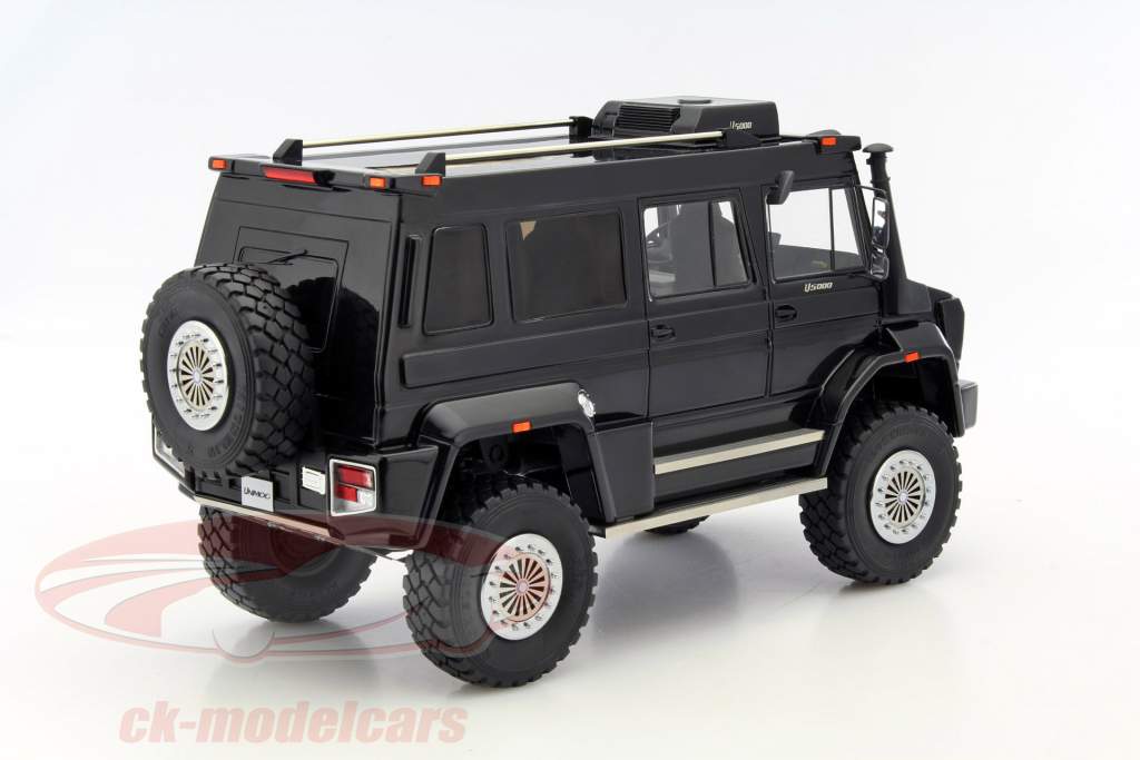 Mercedes-Benz 乌尼莫克 U5000 年 2012 黑 1:18 GLM
